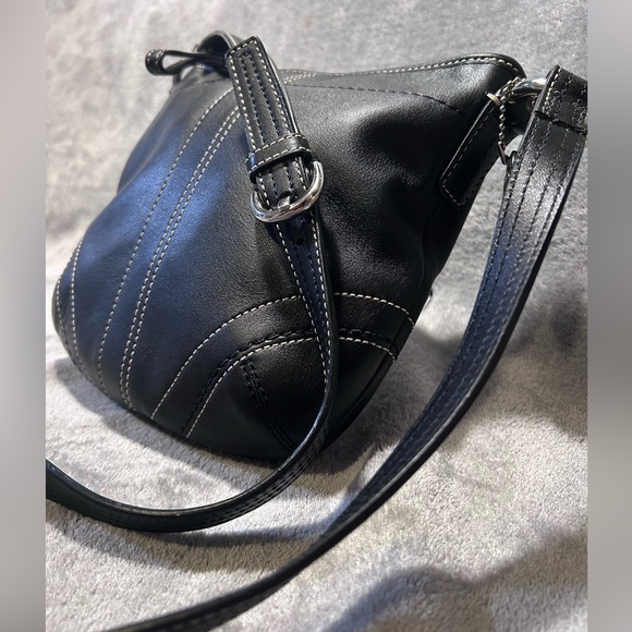 Coach Soho Black Leather Shoulder Hobo w/ Silver Hardware - Picture 7 of 11